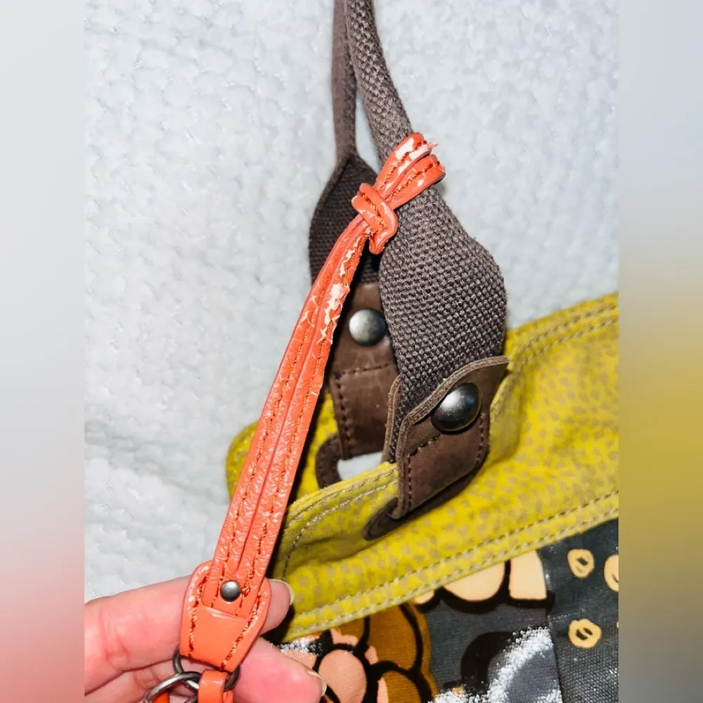 FOSSIL Key-Per Floral Coated Nylon Shoulder Bag - Image 8