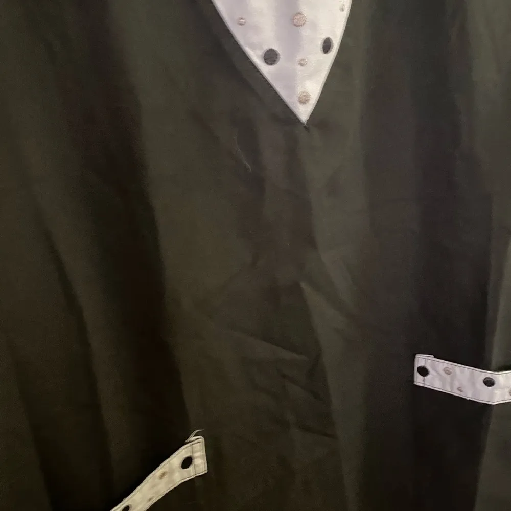 Reina Women’s Scrubs Top Smock M Medium Black & Gray Bust 40” Raised Dot Print - Image 4