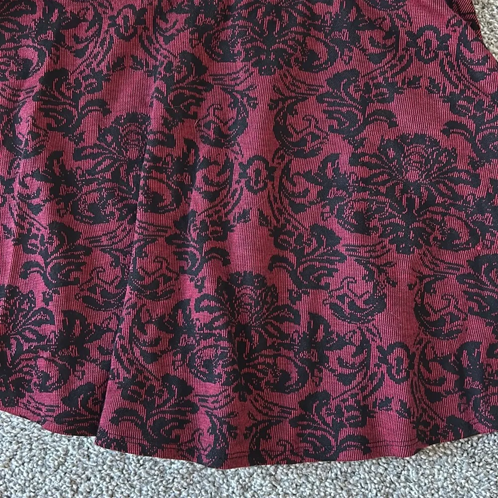 Joe B Burgundy Black Flower Mini Skirt Small - Image 3