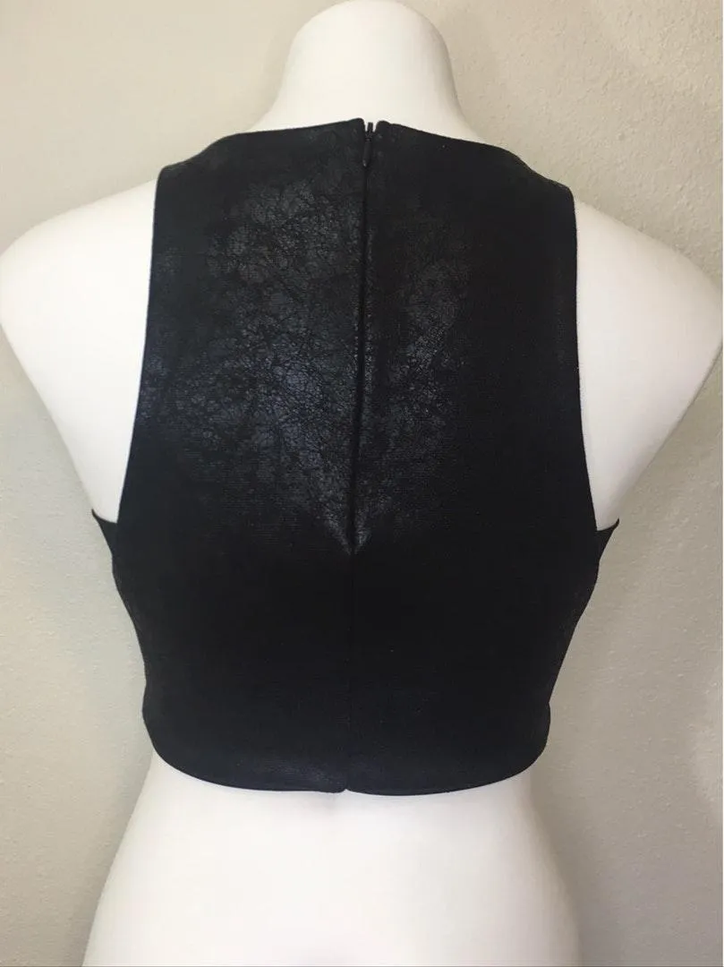 Black Crop Top - Image 4