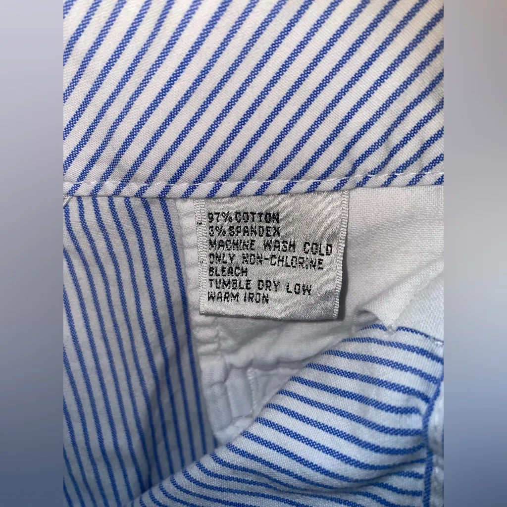 Talbots Blue and White Bermuda Shorts Classic Cotton Blend Stretchy - Image 6