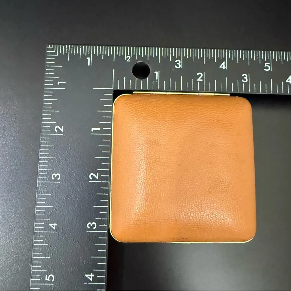 Vintage 60’s LINDEN Travel Wind Up Alarm Clock W/ Fold Out Photo Frames Brown - Image 8