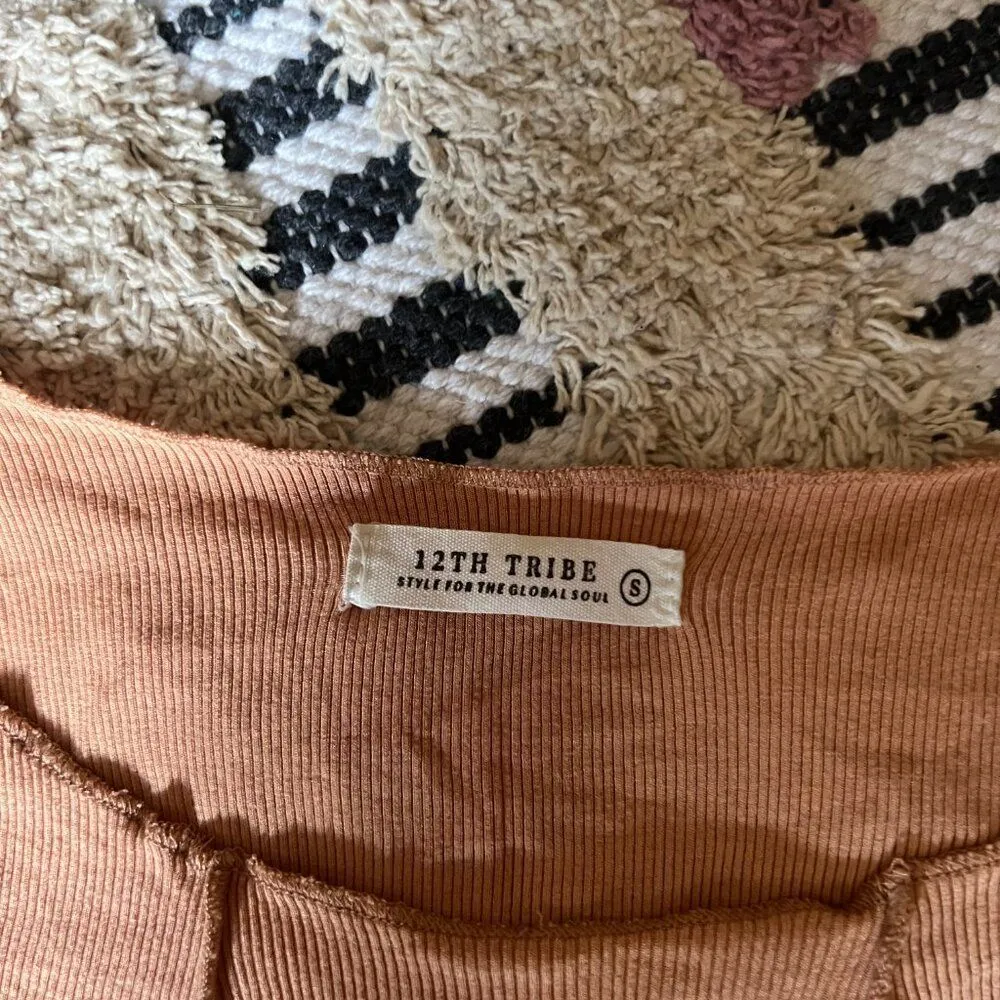 12th Tribe asymmetrical tank top small - Image 5