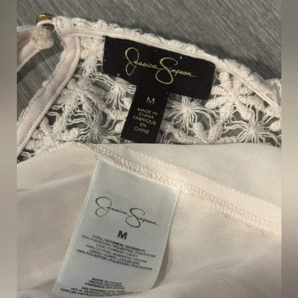 Jessica Simpson Women's Medium Off Shoulder Long Sleeve Blouse. - Image 6