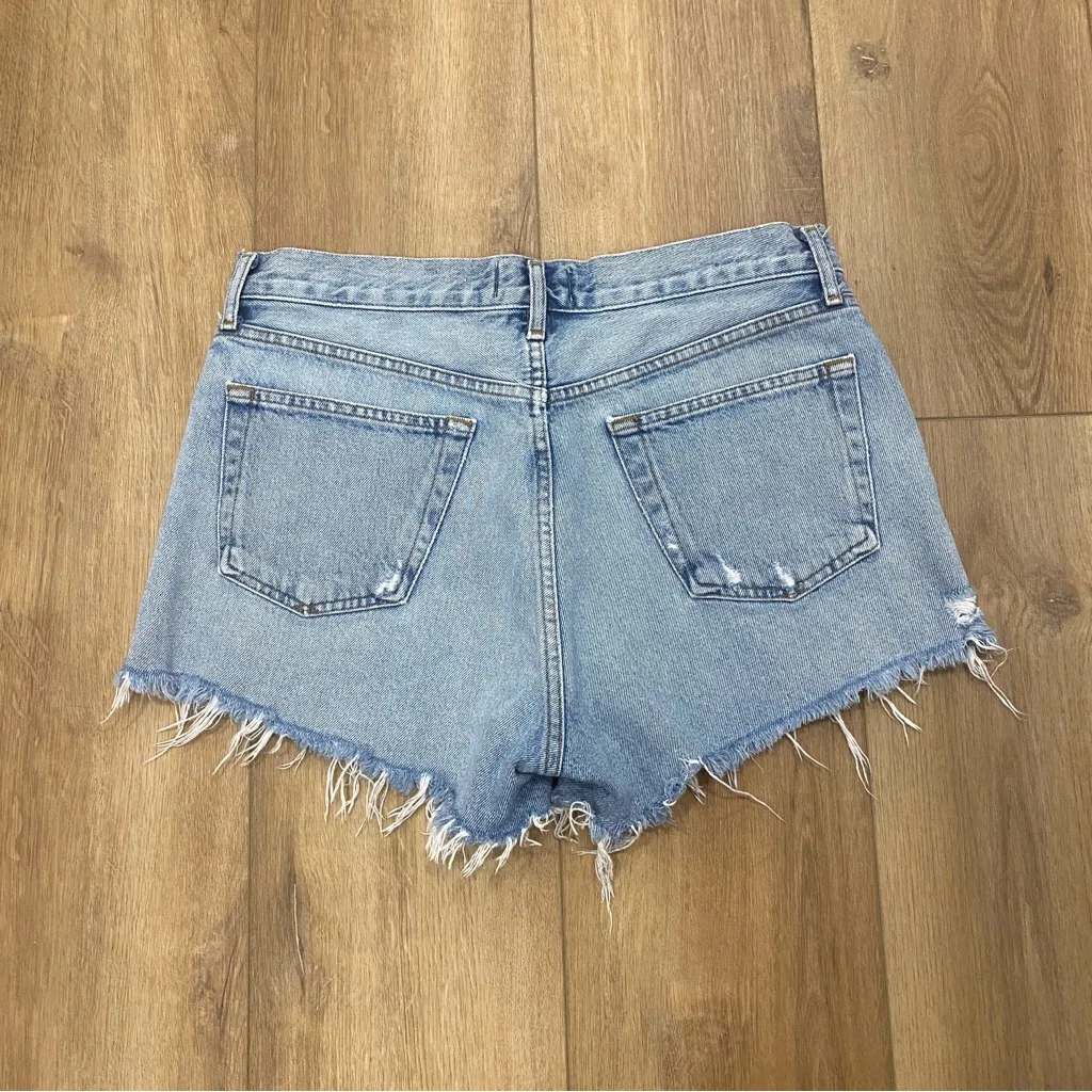 🌟AGOLDE🌟 CUT OFF DENIM SHORTS LIGHT WASH SZ 28 - Image 5