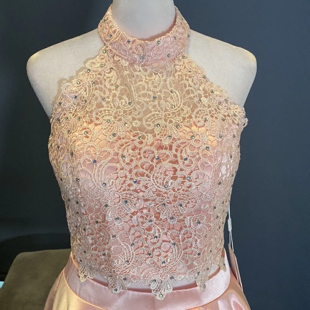 Women’s Satin & Lace Halter Short Prom Party Dress 2 Pieces Size 4 NWT - Image 2