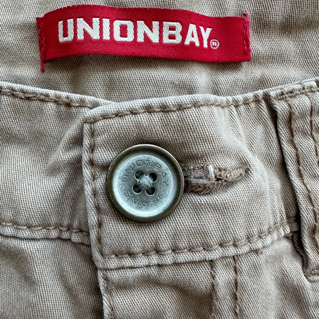 Unionbay Delaney Twill Shorts Shorts in Tan Size 9 - Image 3