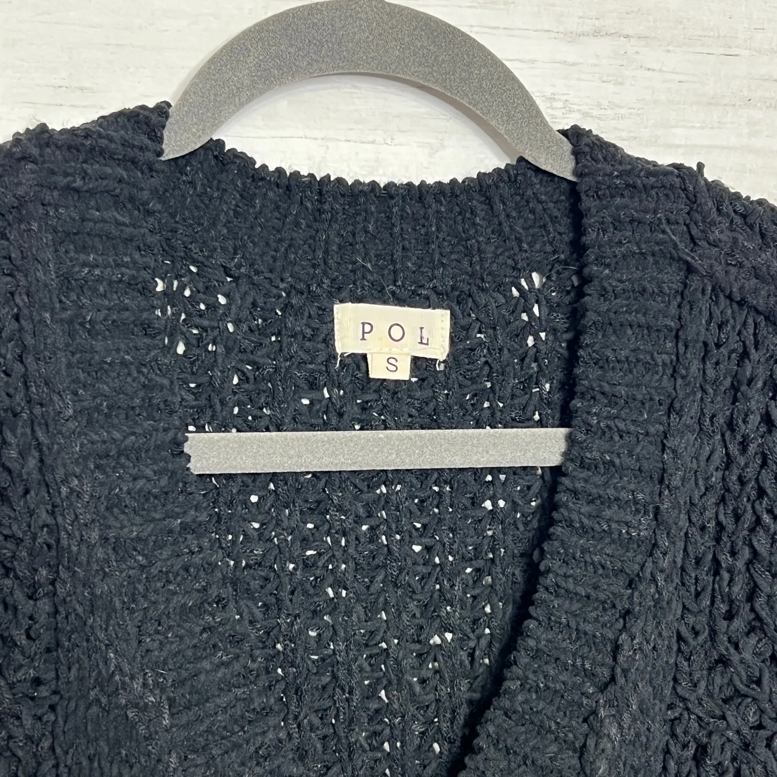 POL Cable Knit Chenille V Neck Sweater Black Size Small - Image 4
