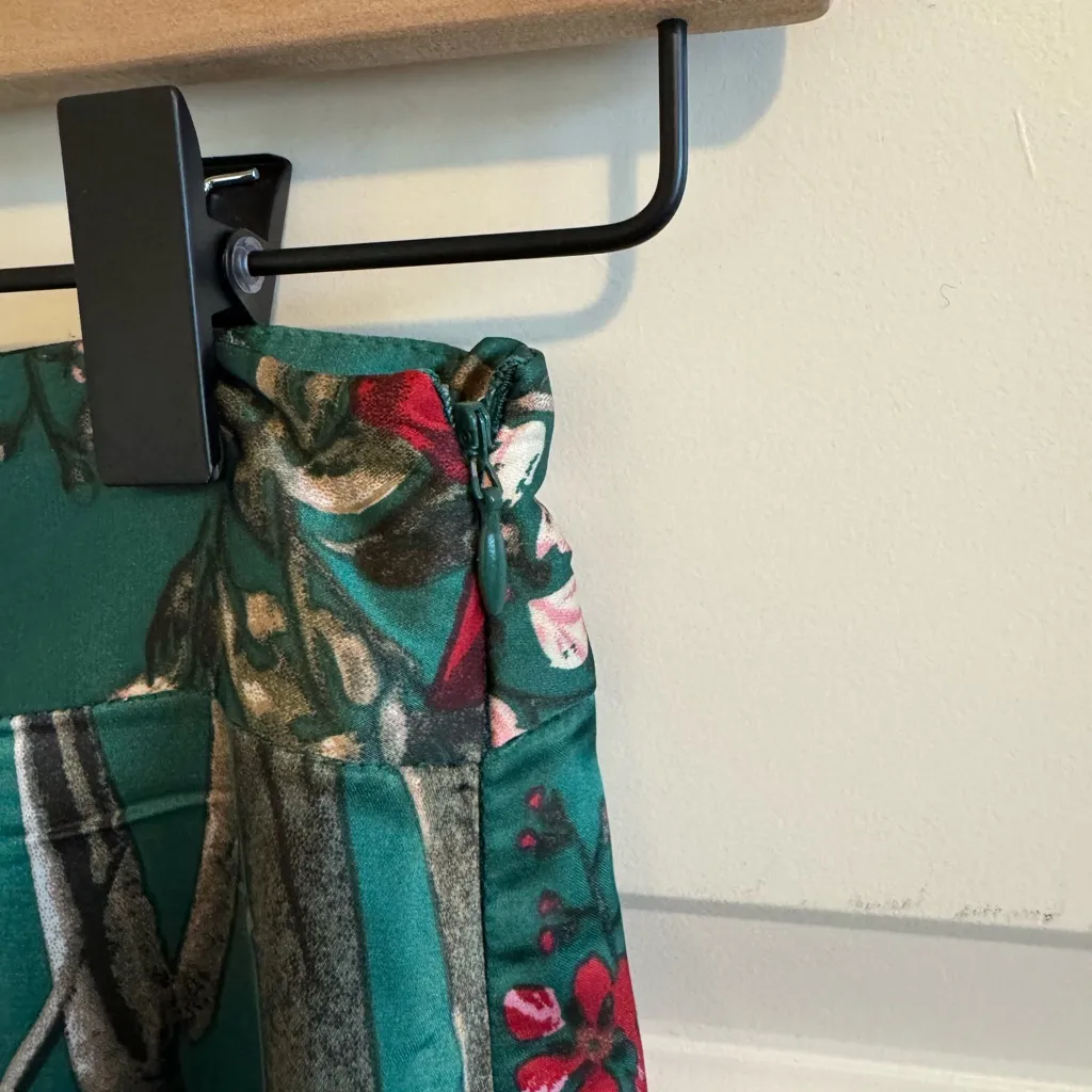 Lulus Thriving Green Floral Print Wide Leg Pants - Image 3