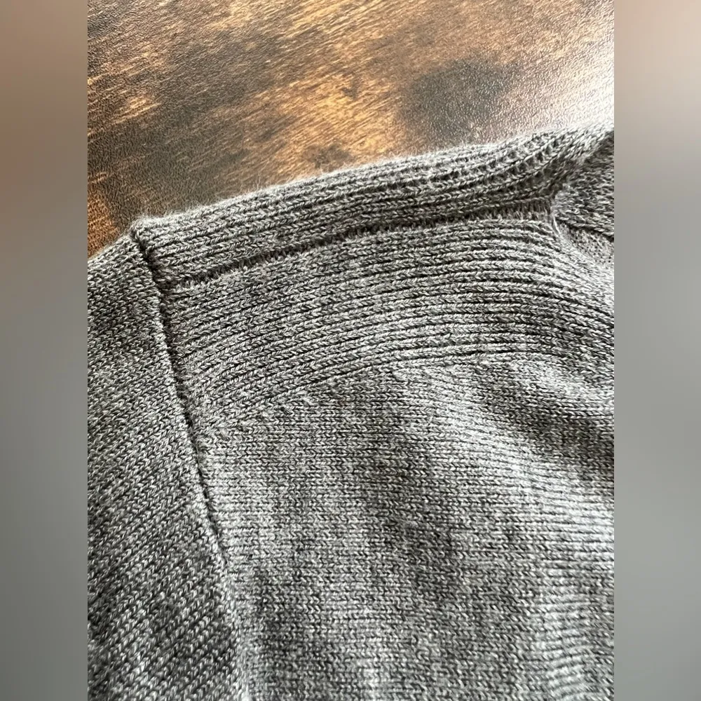  | ladies scoop neck sweater. Size: Chicos 2/L - Image 6