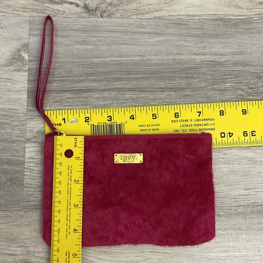 Pink Faux Fur Glam Bag Zip Top Makeup/ Cosmetics Case Approximately 5” X 7” - Image 7