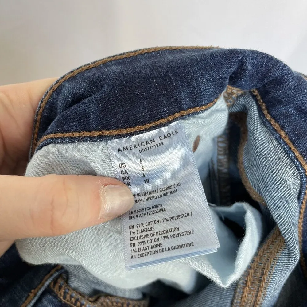 American Eagle Super Stretch Midi Denim Shorts Size 6 casual summer pants blue - Image 9