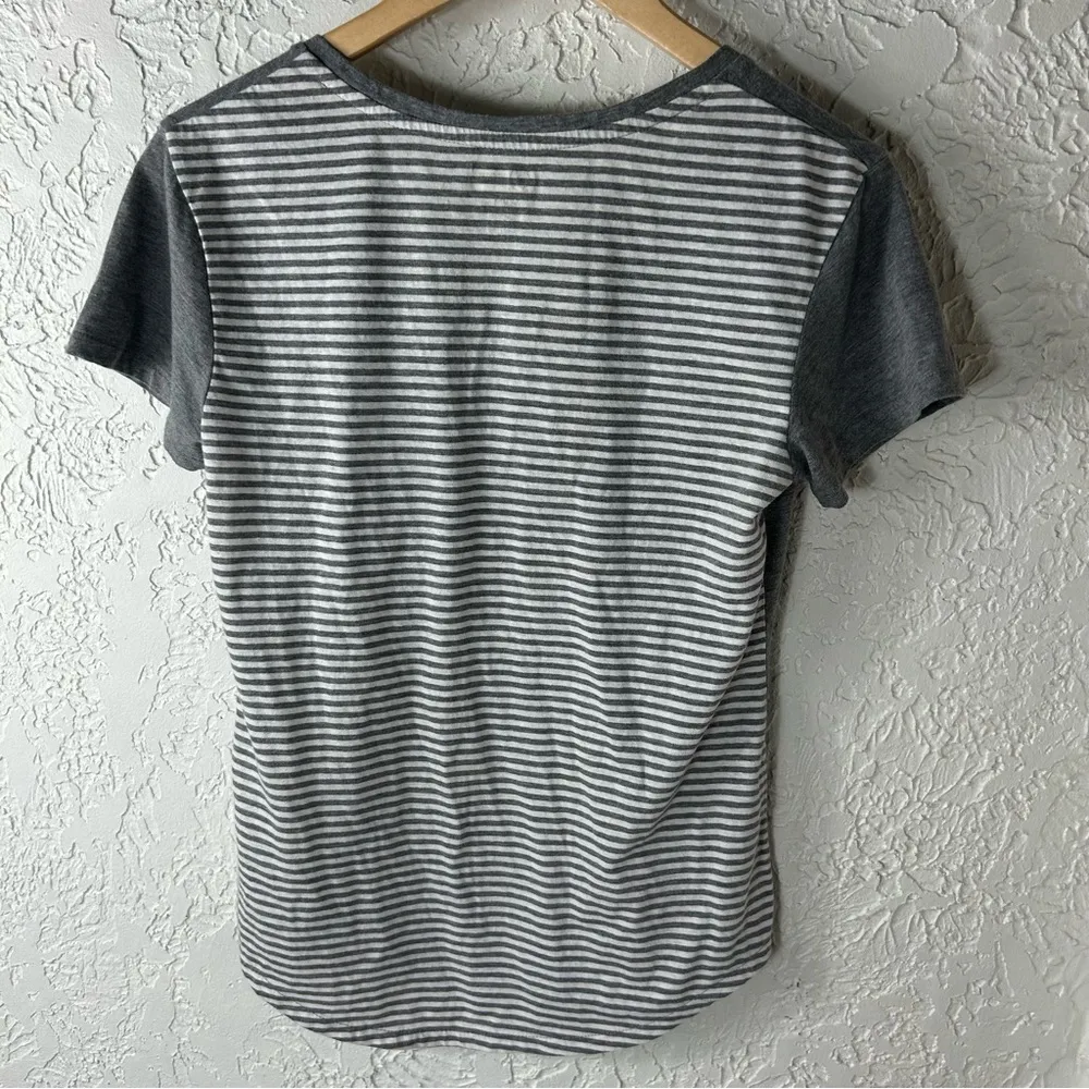 TOMS | Three Arrowhead Boho Graphic VNeck Tee Shirt Size M - Image 5