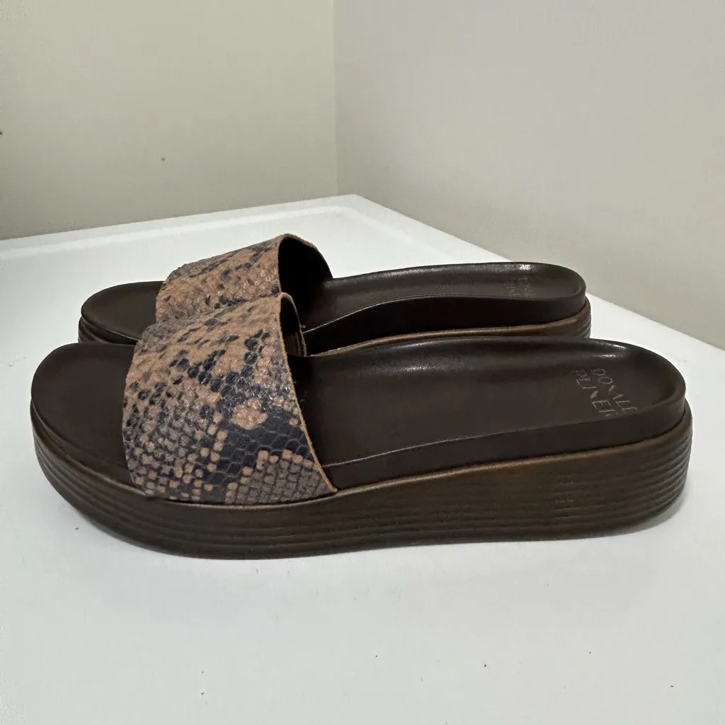 Donald Pliner  Fiji Slides Tan Brown Size 7.5 - Image 4