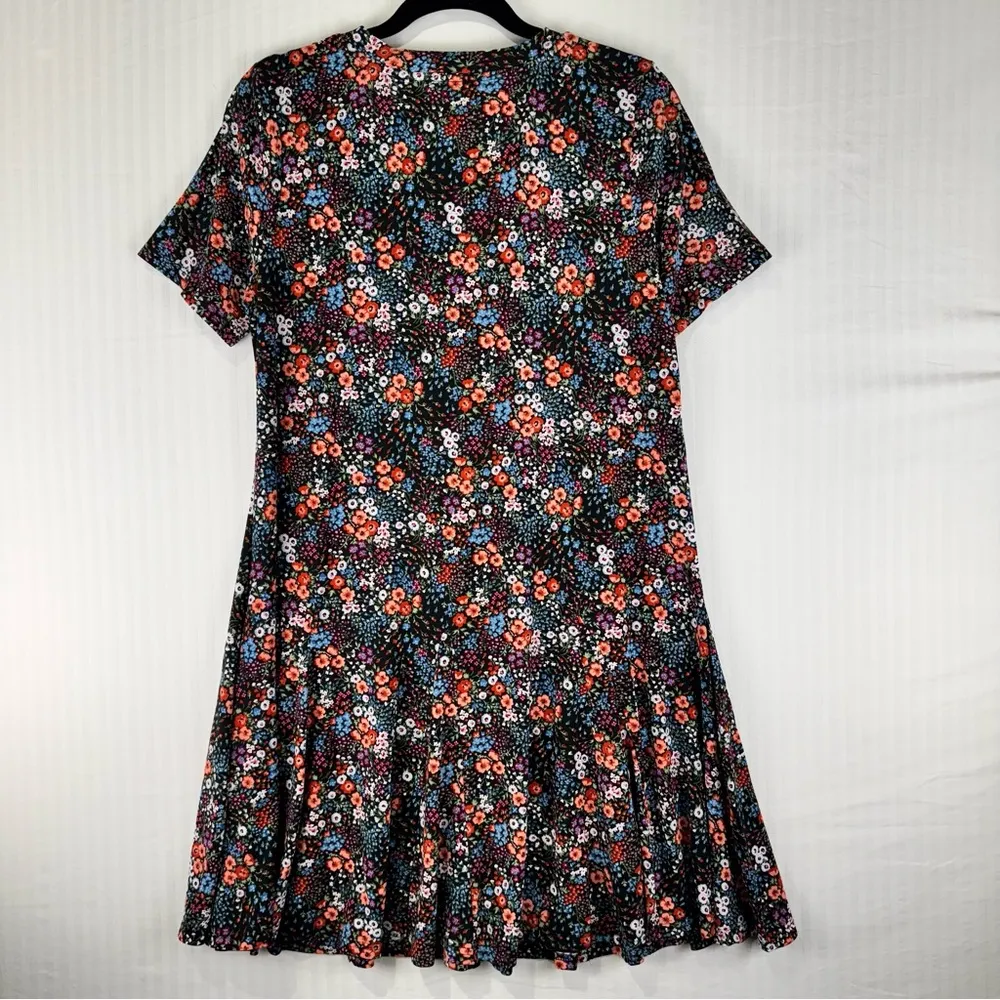 Leota Confetti Floral Black Multicolor Dress Size Medium No Wrinkle Stretchy - Image 2