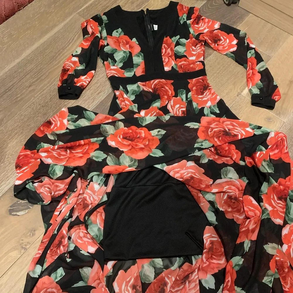 Red Flower Print Floor Length Dress Black Size M - Image 13