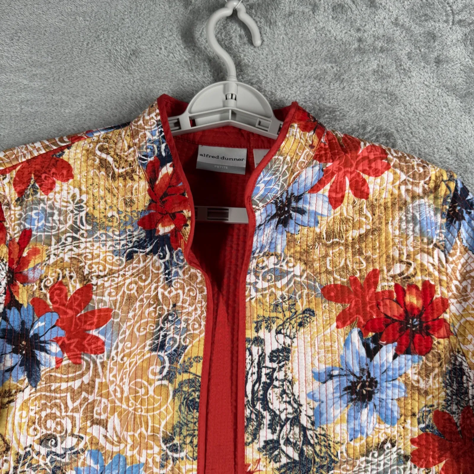 Alfred Dunner Petite Jacket 16P Red Floral Multicolor Quilted Zip Up Lightweight - Image 4