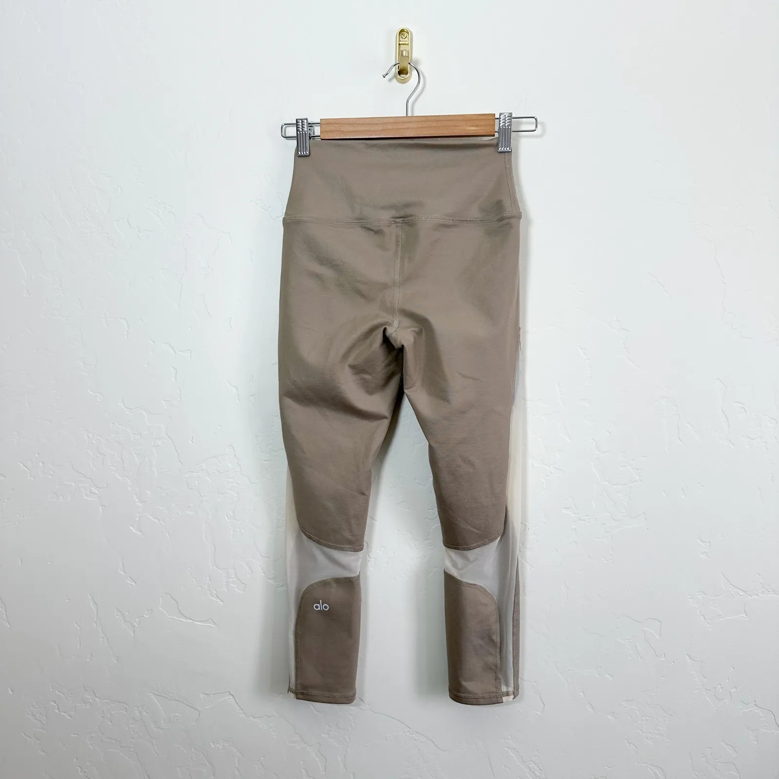 ALO Yoga | High Waisted Coast Yoga Capris Leggings in Gravel Tan - Image 4
