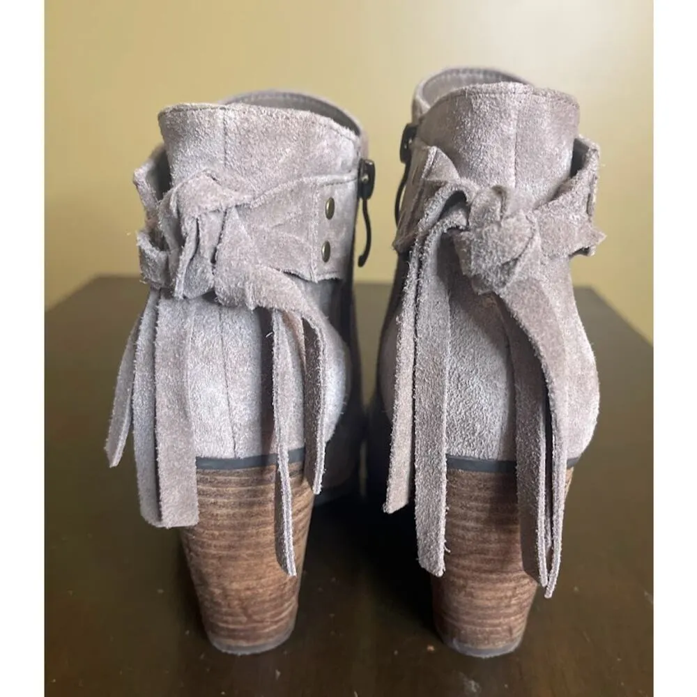 Franco Fontini Lyza Suede Stacked Heel Bootie Size 7 - Image 2