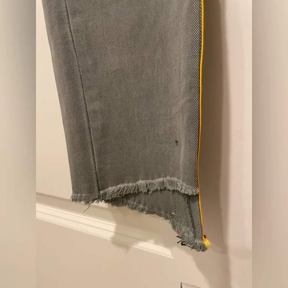 Pam & Gela Army Green Striped Sides Raw Hem Cargo Pants - Image 7