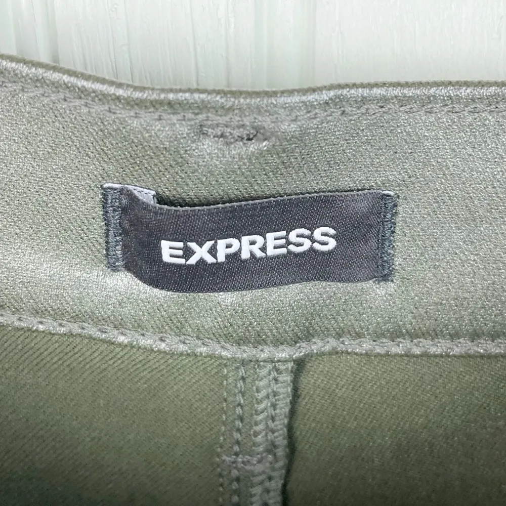 NEW Express Straight Ankle High Rise Faux Leather Pants Olive Green Size 2 - Image 6