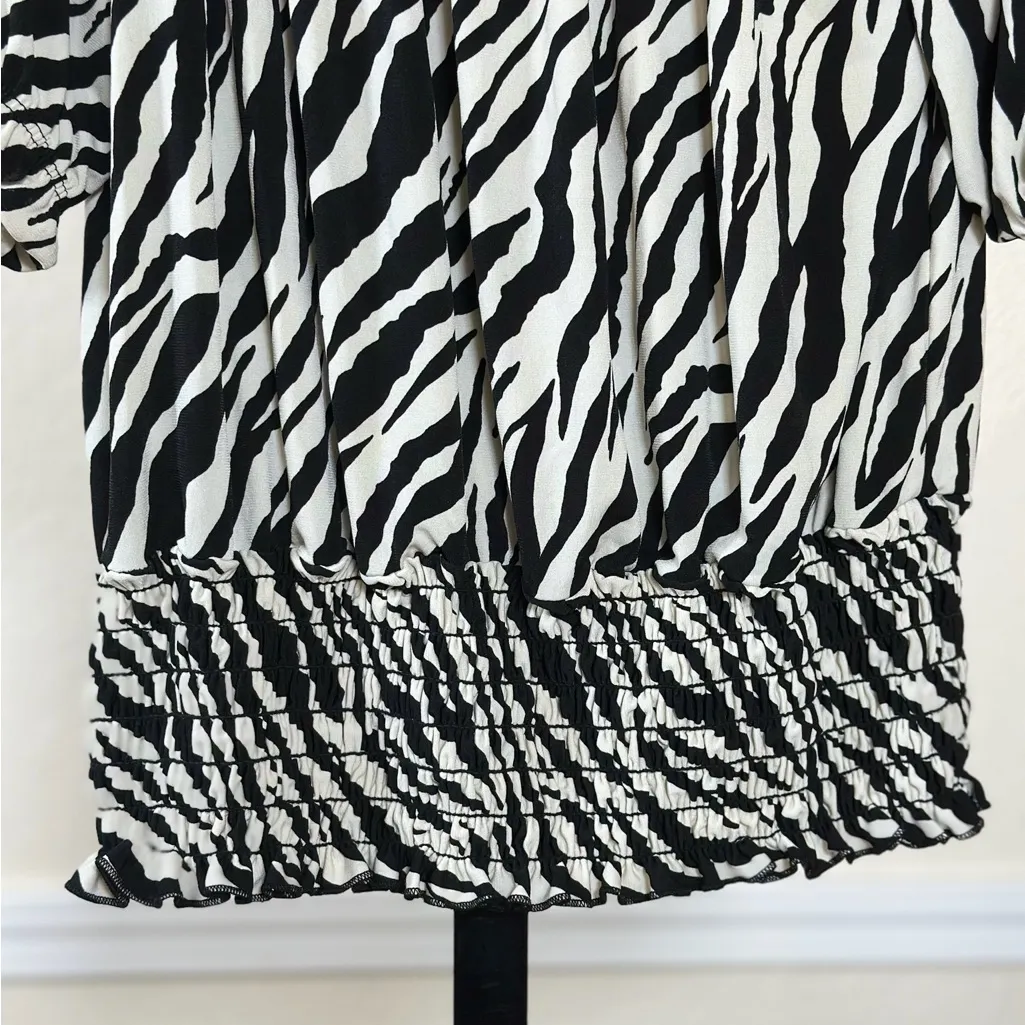 Women’s XL Zebra Print Blouse Jon Den Black White Smocked Hem Pullover Top - Image 3