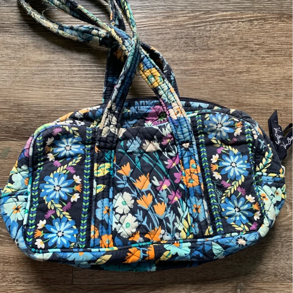 Vera Bradley Midnight Blues Floral Shoulder Bag - Image 7