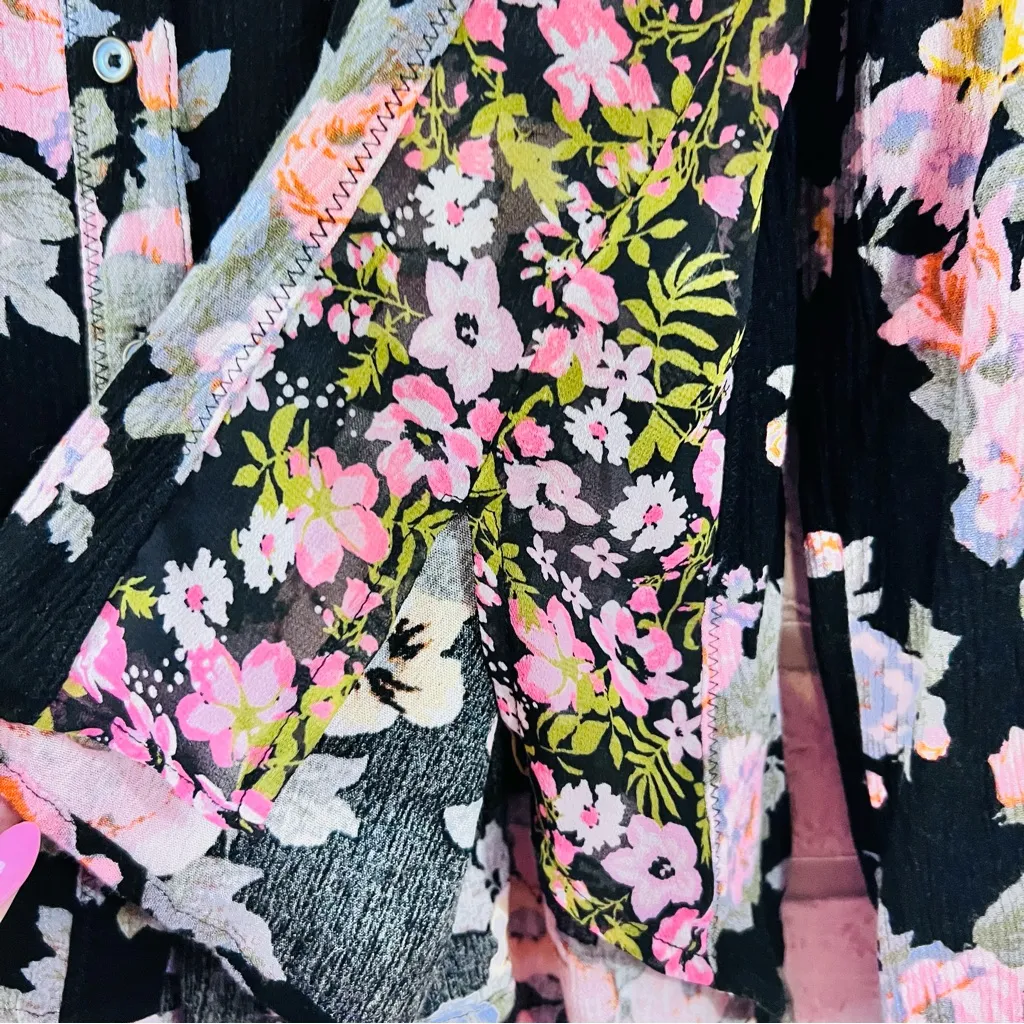 Free People Hold on to Me Black Floral Button Down Shirt Size XS - Image 8