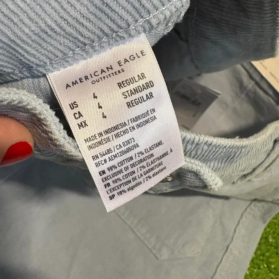 American Eagle Women's Size 4‎ Light Blue Corduroy Mini Button Up Skirt Pockets - Image 6