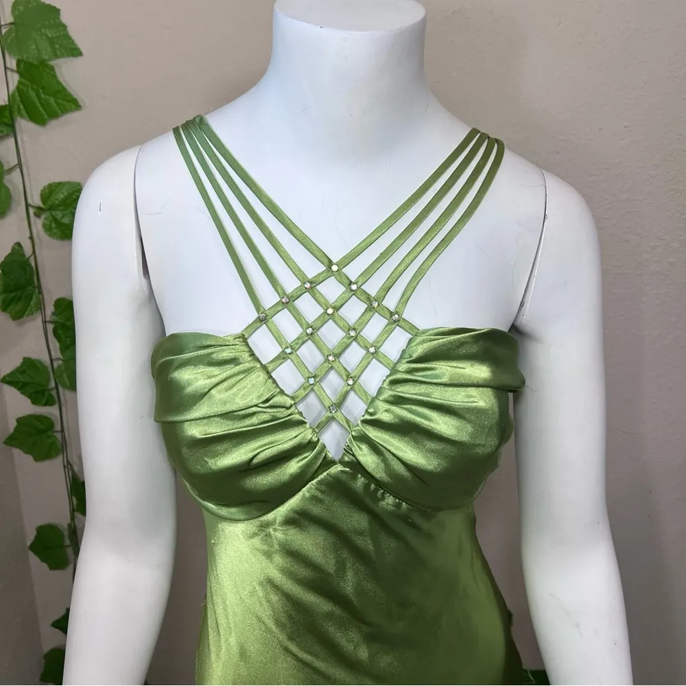 Betsy and Adam Vintage Lime Green Gown - Image 4