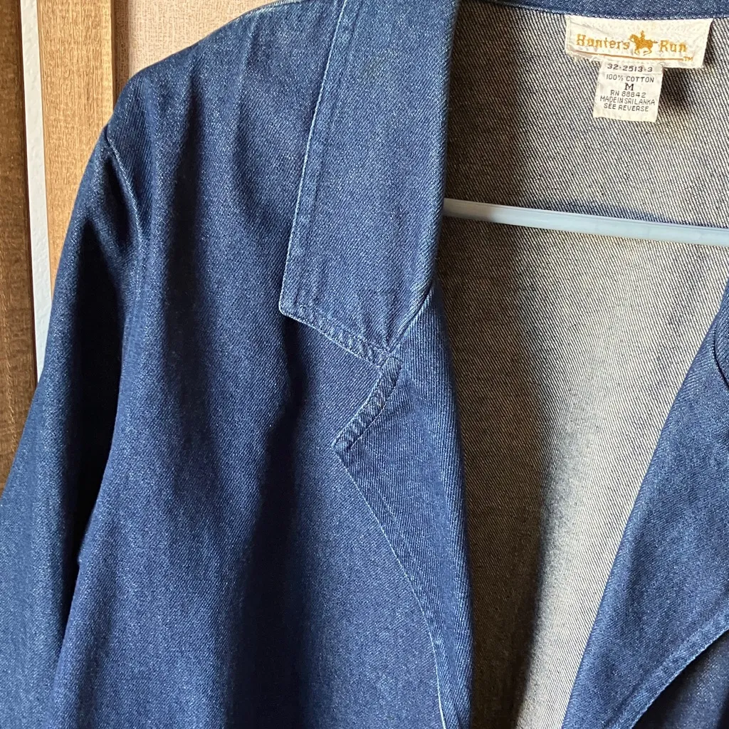 Hunters run, vintage denim jacket, medium Blue - Image 7