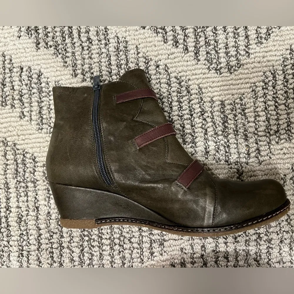 Eric Michael NWOT  Lena leather Mystical Fairy core Boho booties - Image 4