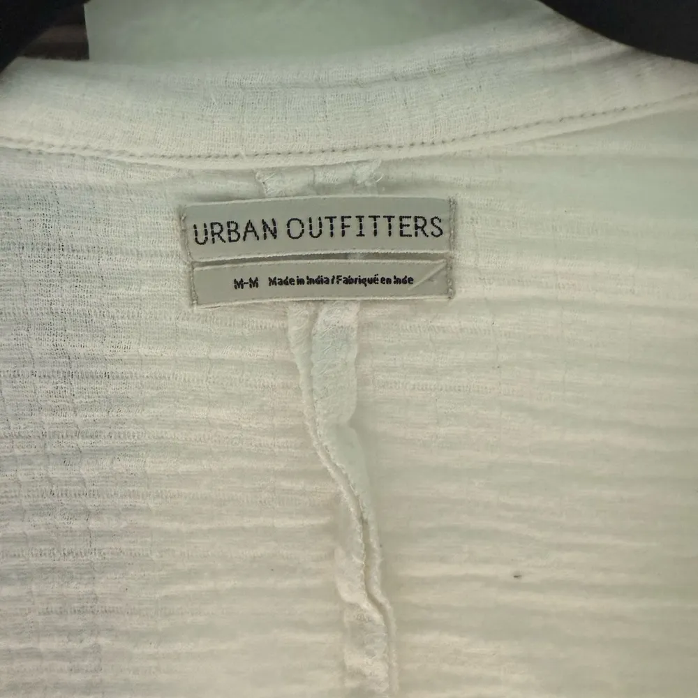 Urban Outfitters Blouse Top Womens Small Cropped White Wrap Short Sleeve - Image 8