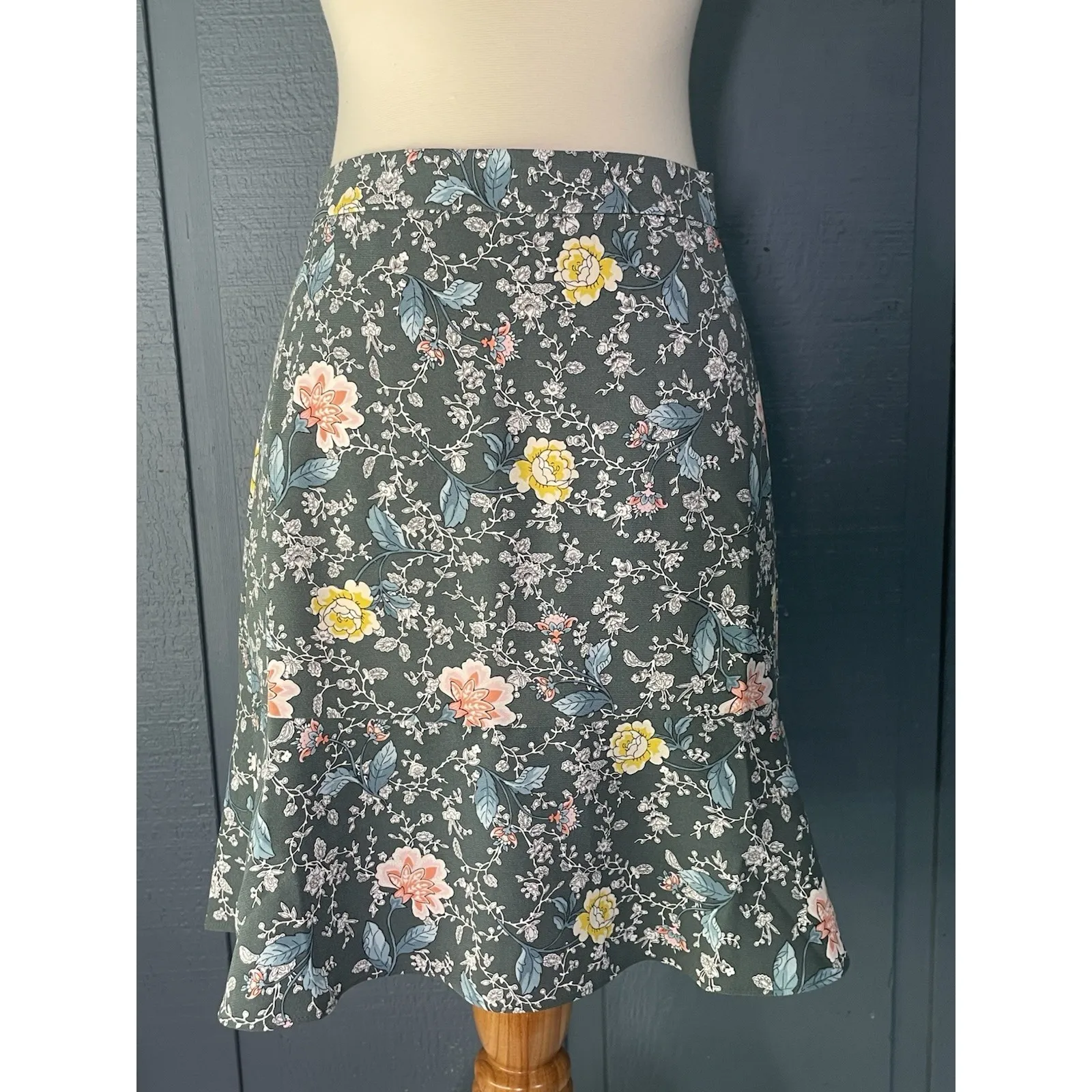 LOFT Womens Mix Floral Cord Skirt - Image 2