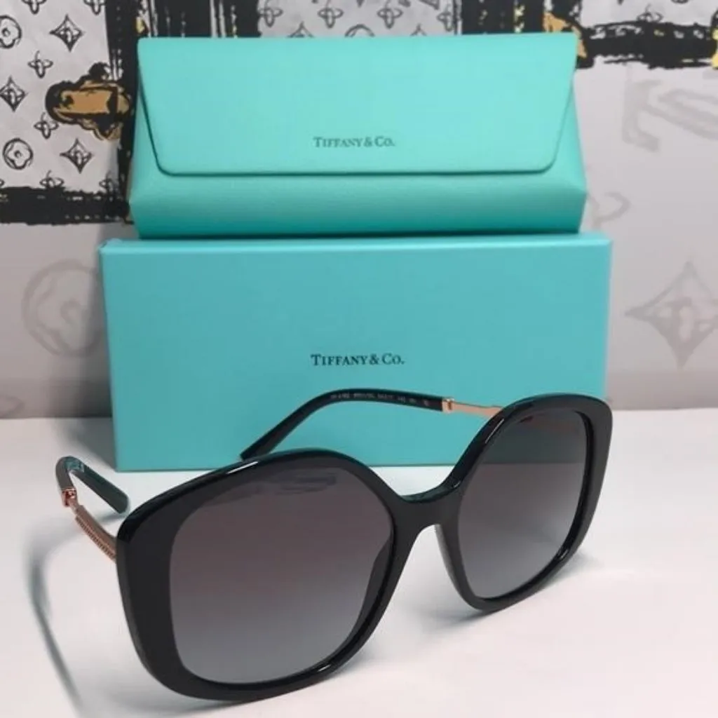 New Authentic  Tiffany & Co. Sunglasses TF 4192 80013C Black/Grey Gradient Women - Image 4