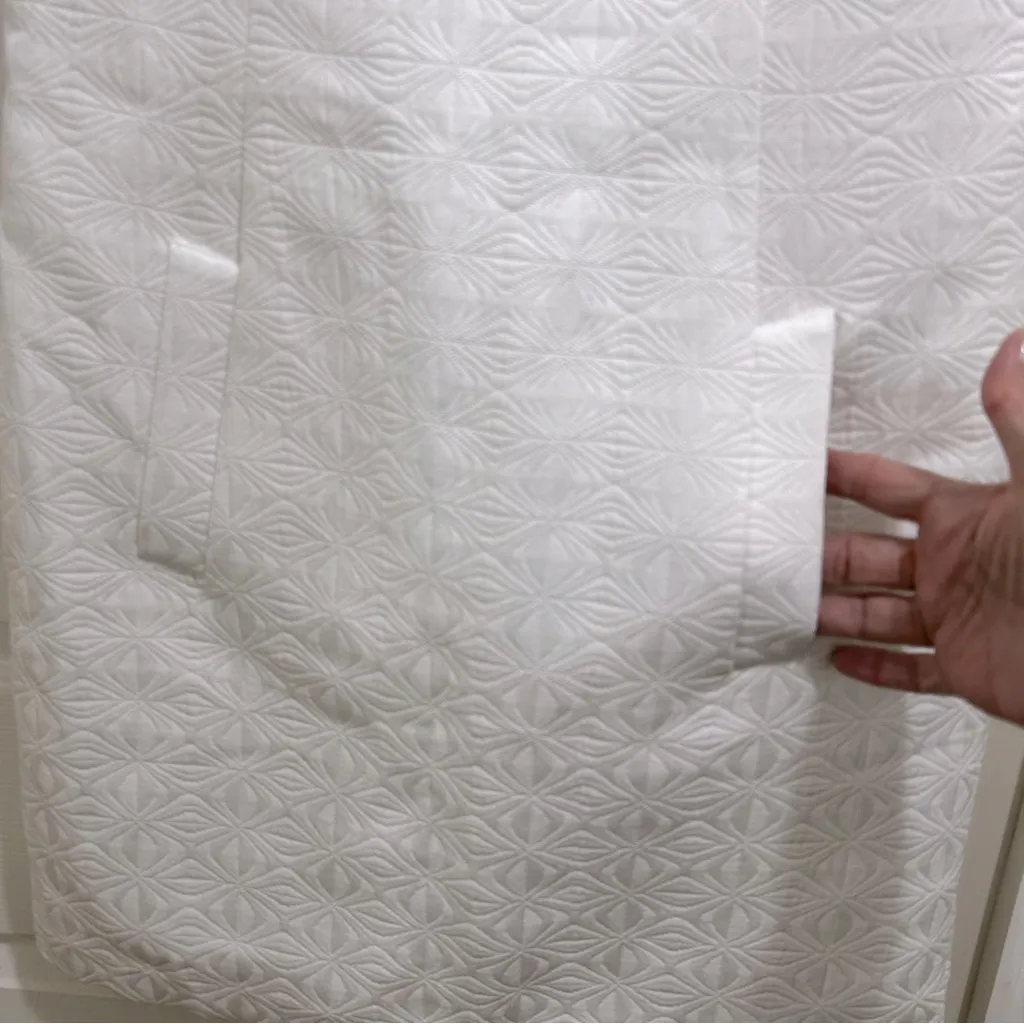 Sandra Darren Textured White Dress w/Pockets Shower Wedding Guest Size 8 NWT - Image 3