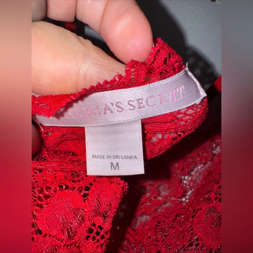 Vintage Victoria’s Secret Medium Red‎ Lace Top Short Slip - Image 5