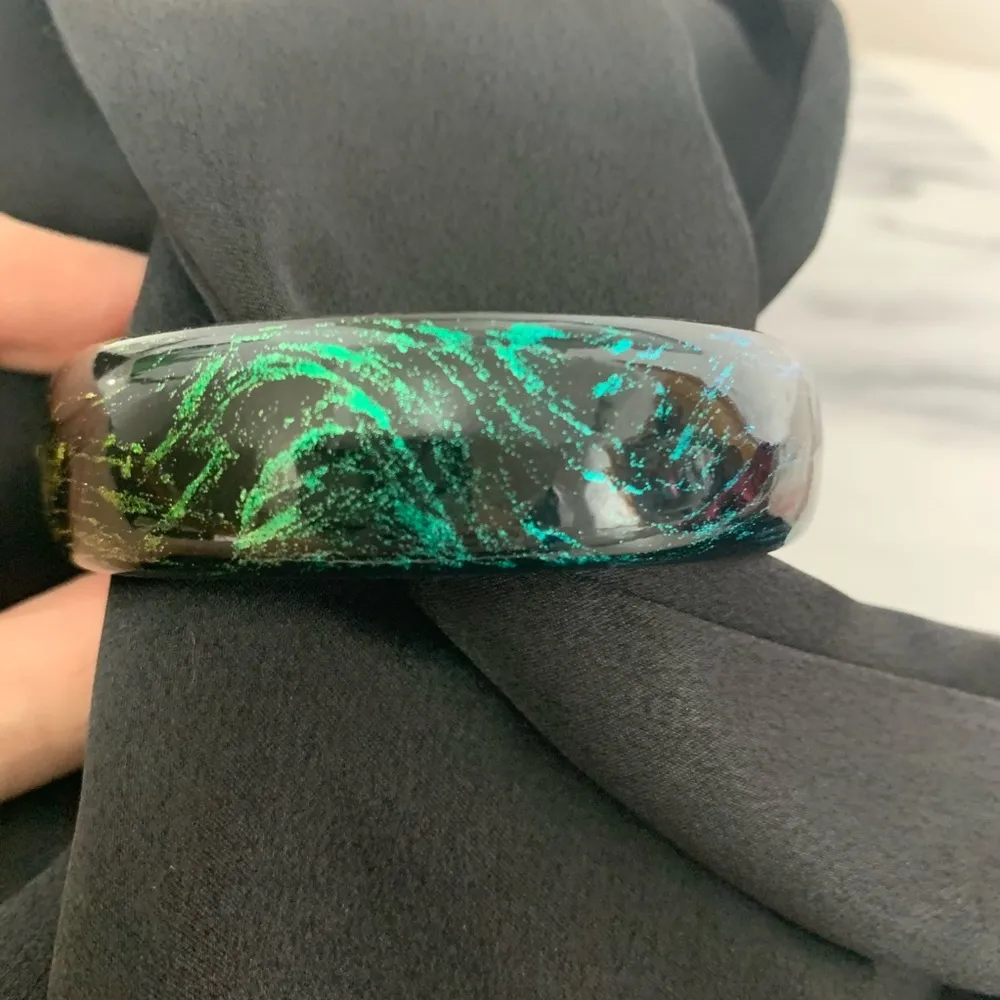 Retro 80’s Style Bangle Bracelet - Image 3