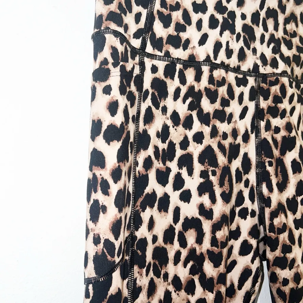 Victoria’s Secret leopard print high rise full length phone pocket leggings - Image 5