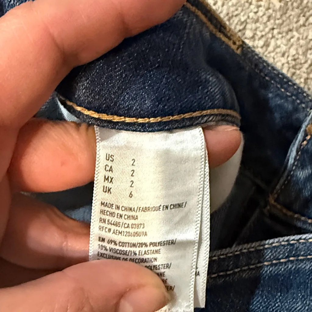 American Eagle Medium Wash Button Down Denim Mini Skirt Size 2 - Image 4