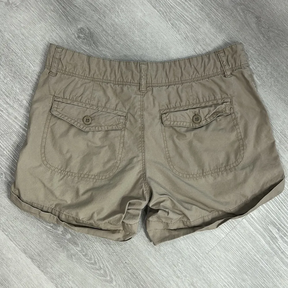 Nike • quick dry cuffed cotton athleisure shorts - Image 2