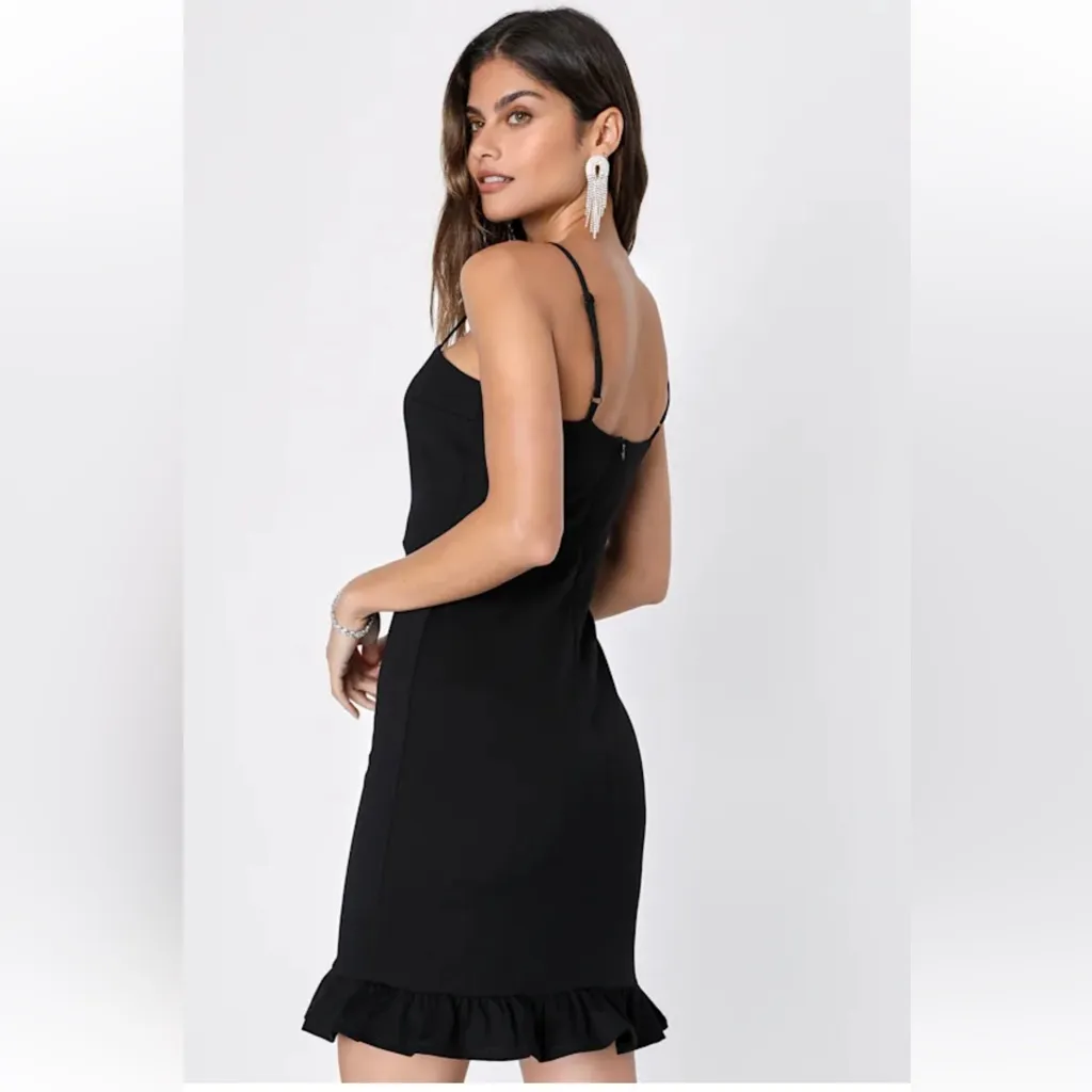 Lulu's Elegant Black Garment Size M - Image 3