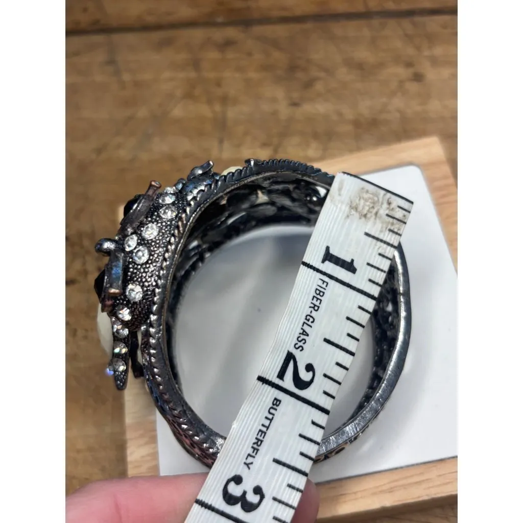 Vintage Silver - Image 6