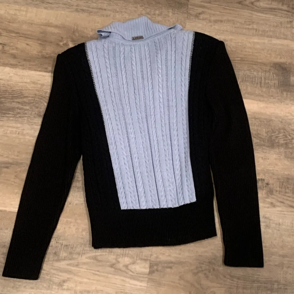 St.John Sport by Marie Gray Cardigan Sweater Navy blue and light blue Knit ZipUp - Image 2