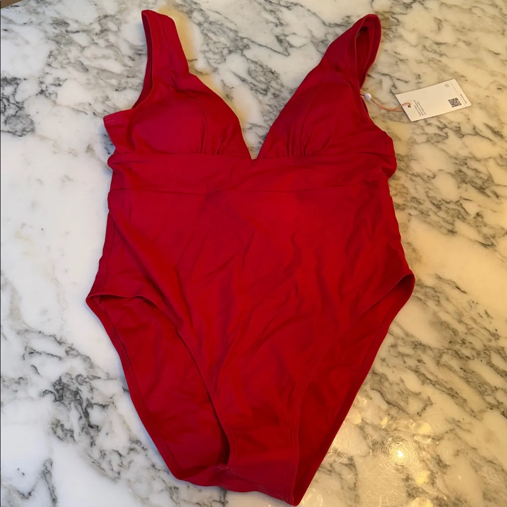 NWT Quince Cherry Red Women’s Italian Plunge One-Piece Swimsuit Sz L 🍒 - Image 8