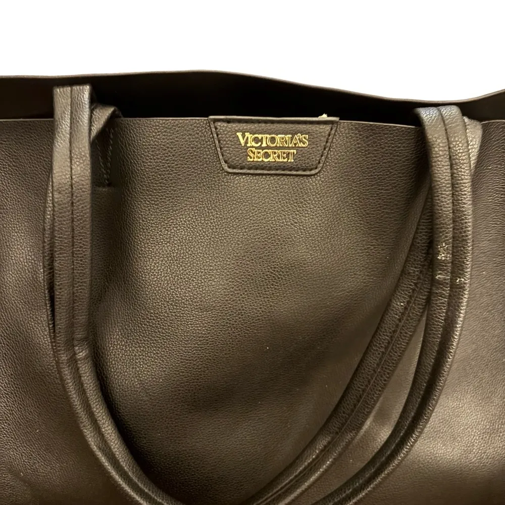 Victoria secret faux leather large tote with fringe - Image 4