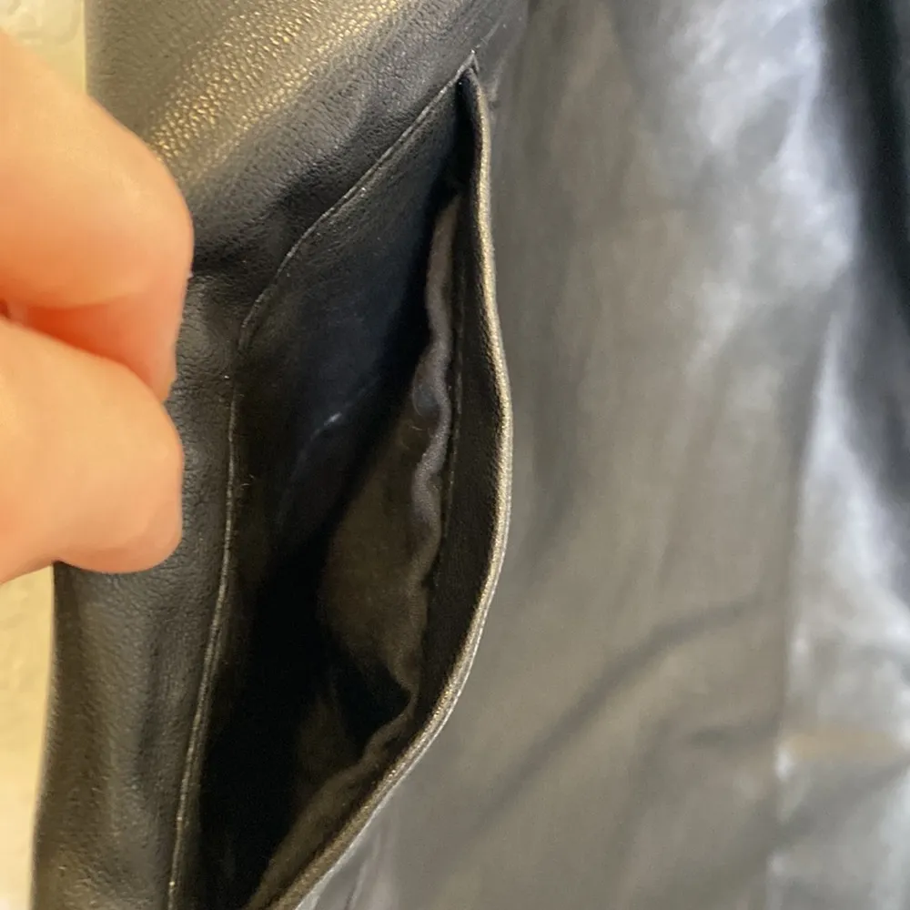 Kut from the Kloth Faux Leather Moto Vest 2 Button Closure EUC Sz Lg - Image 4