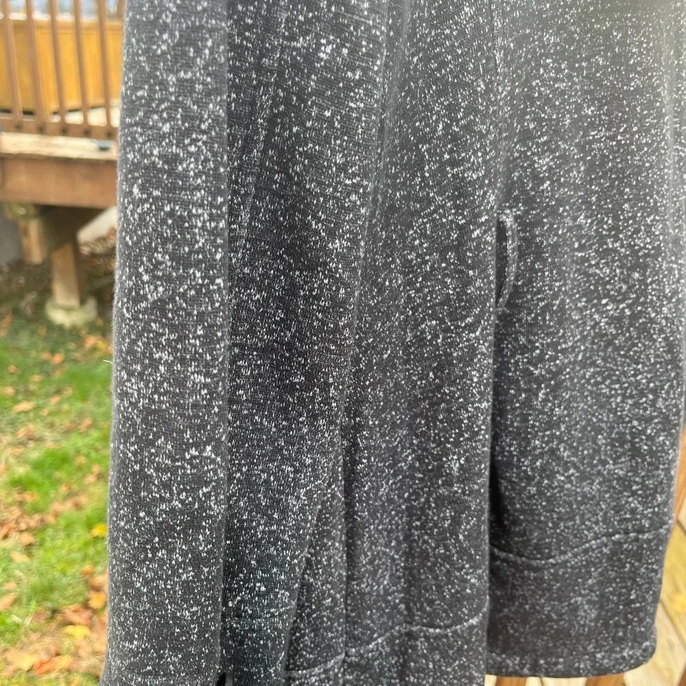 GORGEOUS ⭐️ Gray Pea Coat Size Small women’s - Image 3