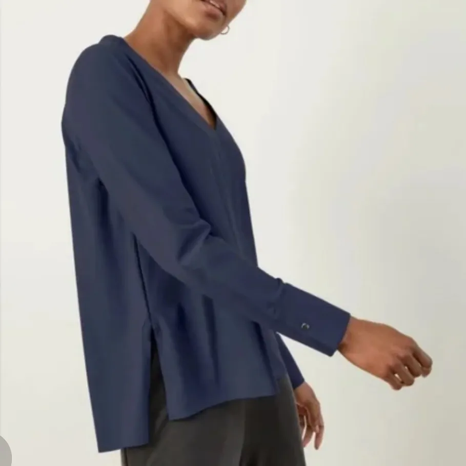 Aday Something Tailored Shirt Navy Minimalist Contemporary Travel Quiet Luxury - Image 3