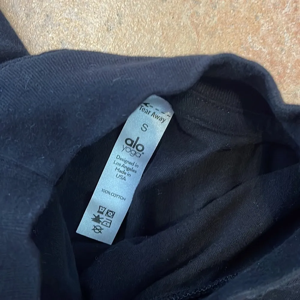 ALO YOGA KICK IT CROP TEE - Image 4